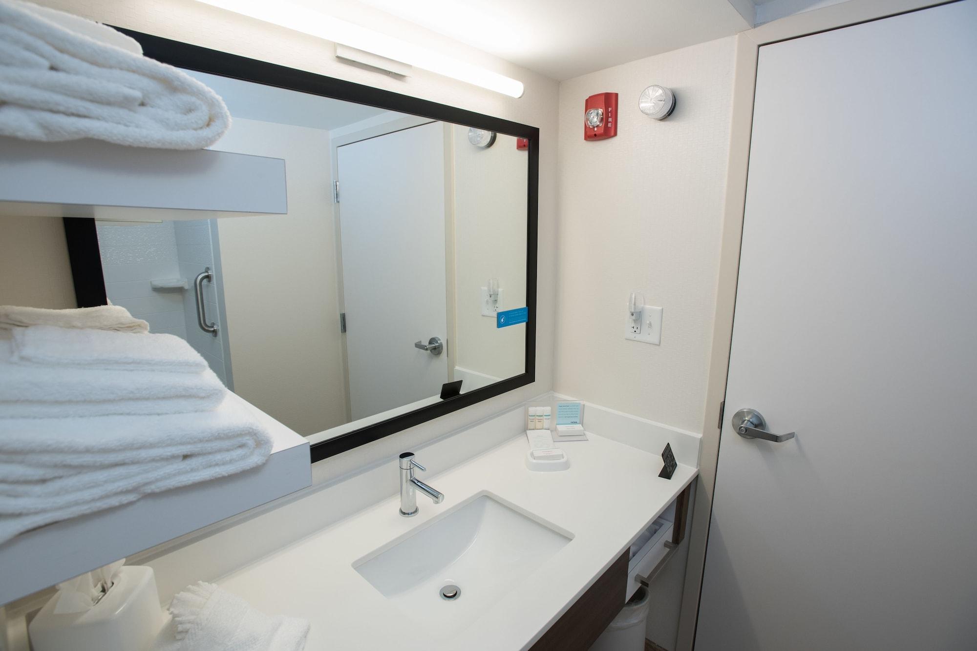 Hampton Inn Wooster Luaran gambar