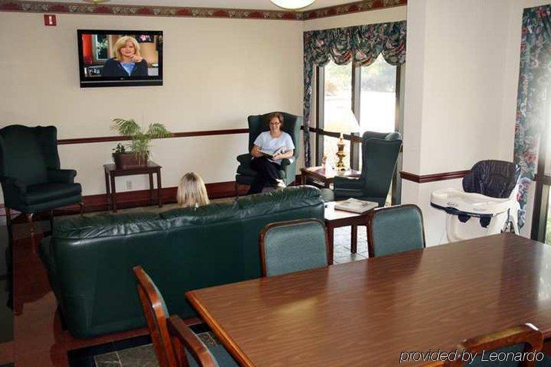 Hampton Inn Wooster Dalaman gambar