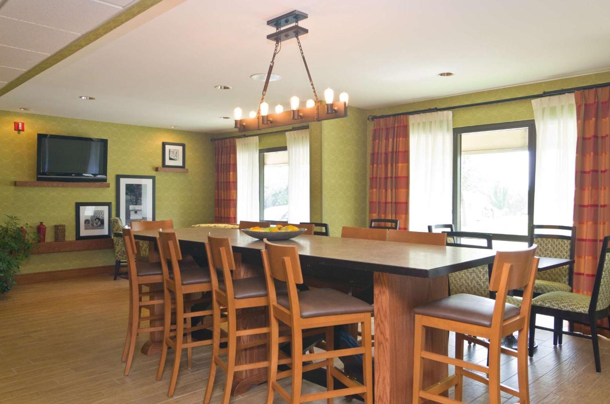 Hampton Inn Wooster Luaran gambar
