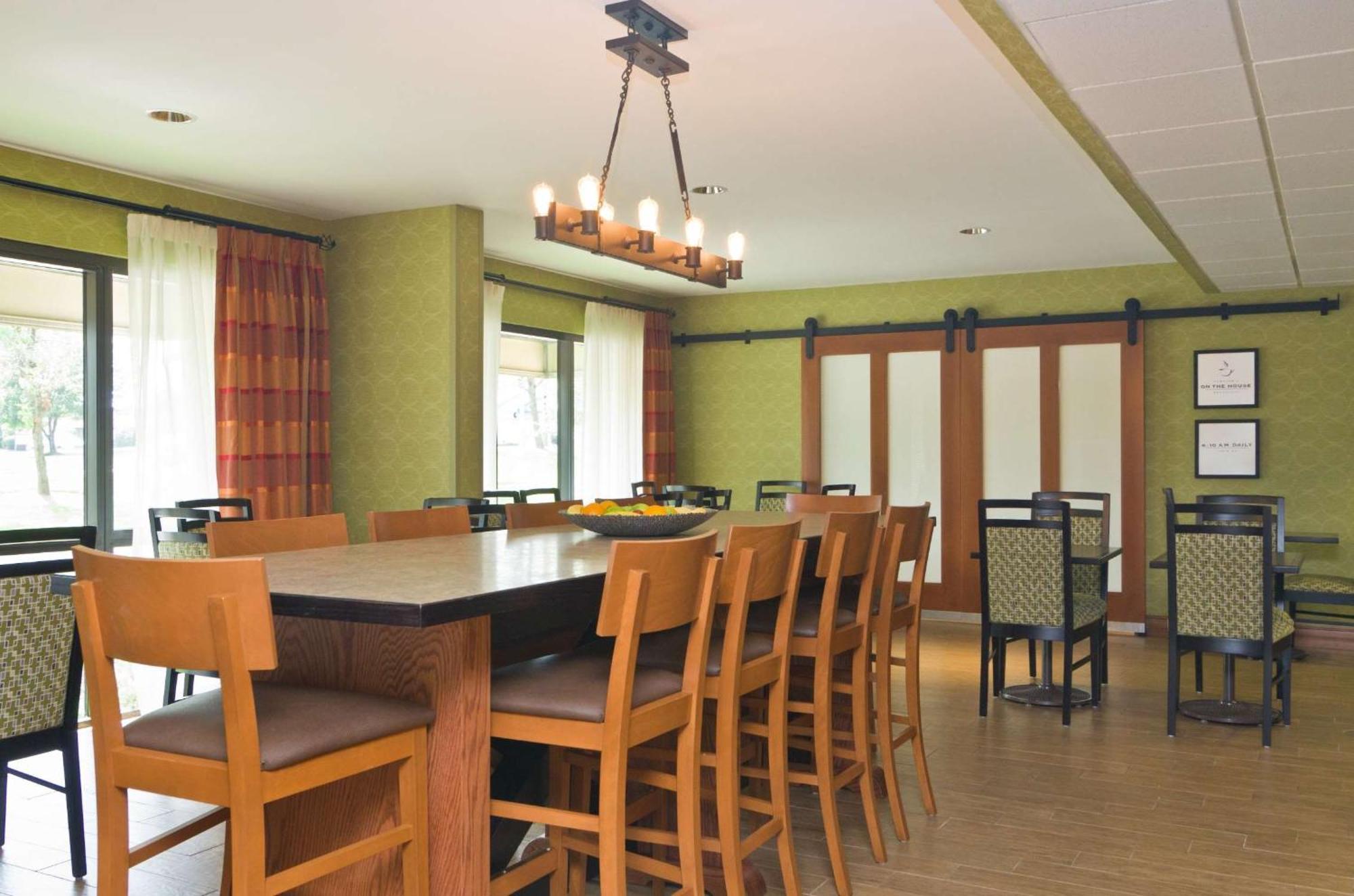 Hampton Inn Wooster Luaran gambar